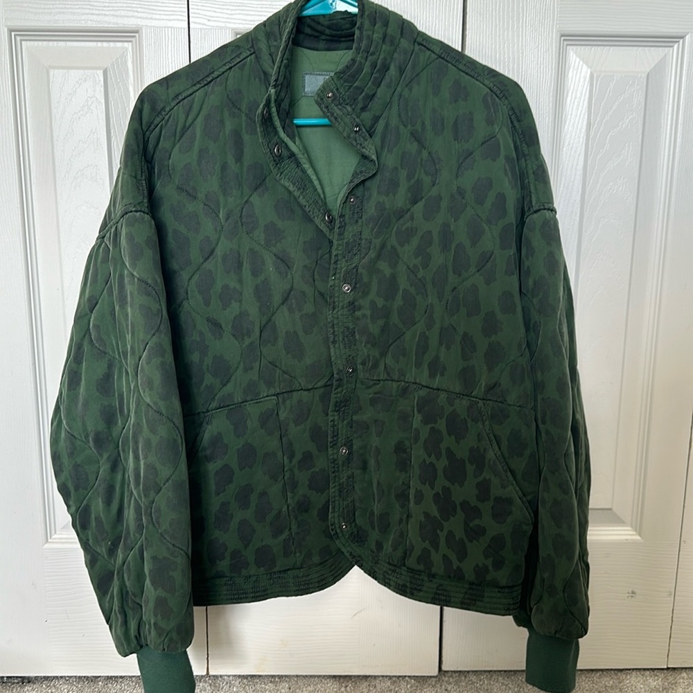 Animal Instincts Forest Green Leopard Print Jacket size XS